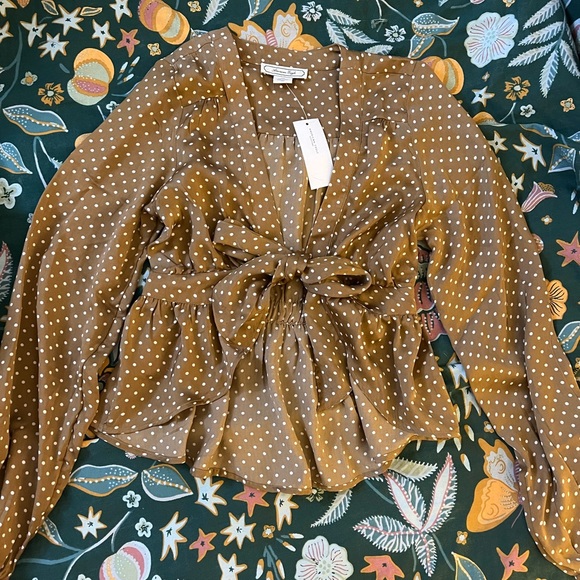 LAST CHANCE💥 American Eagle Silky Tie-Front Blouse - Picture 6 of 7